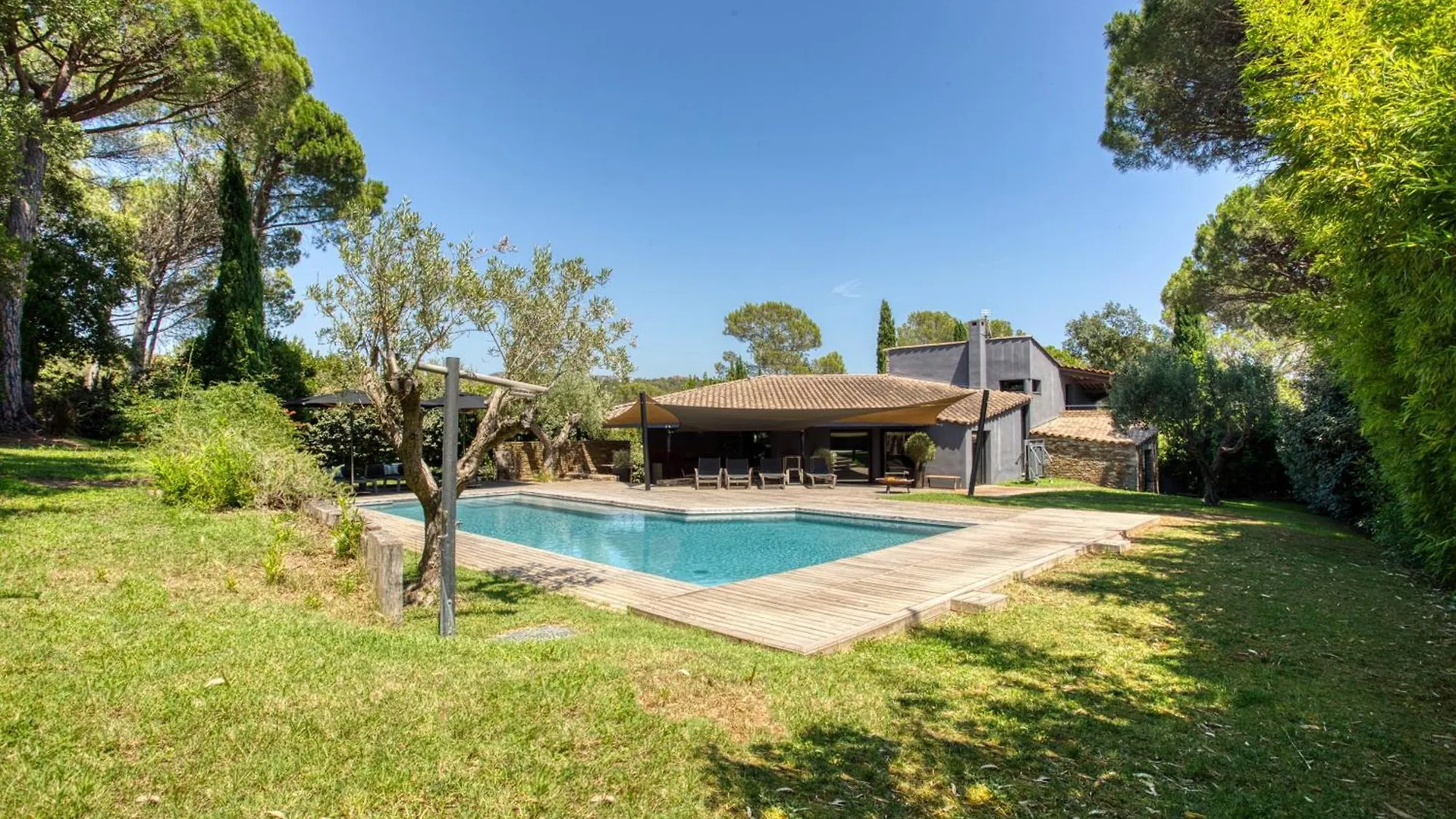 Villa Deluxe Piscine Privative 8 Couchages Saint-Raphaël